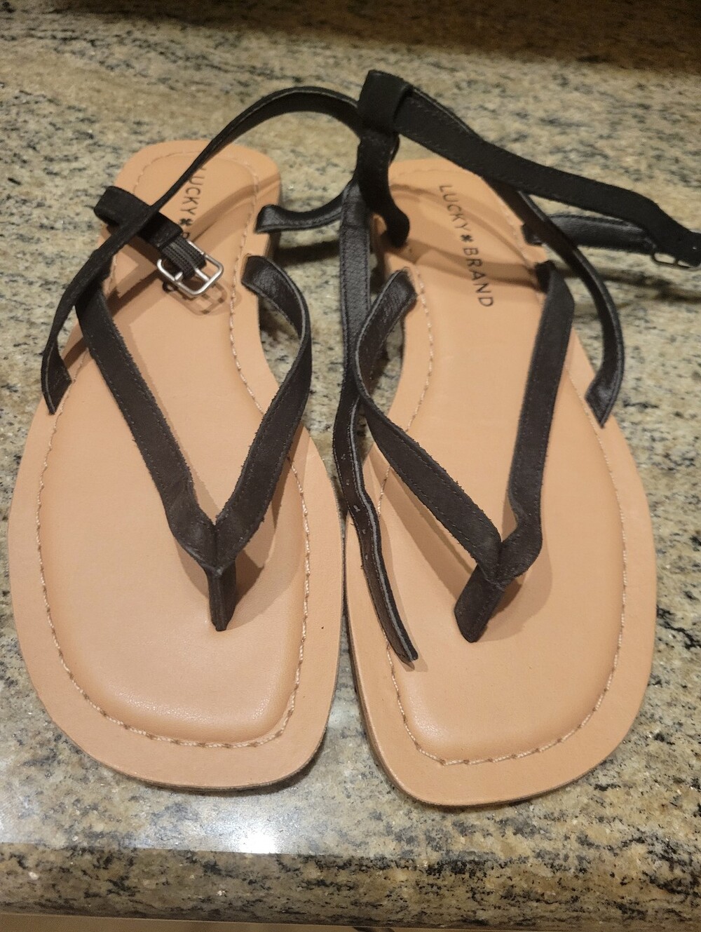 Lucky Brand Black Strappy Toe-Post Sandals with Tan Footbed